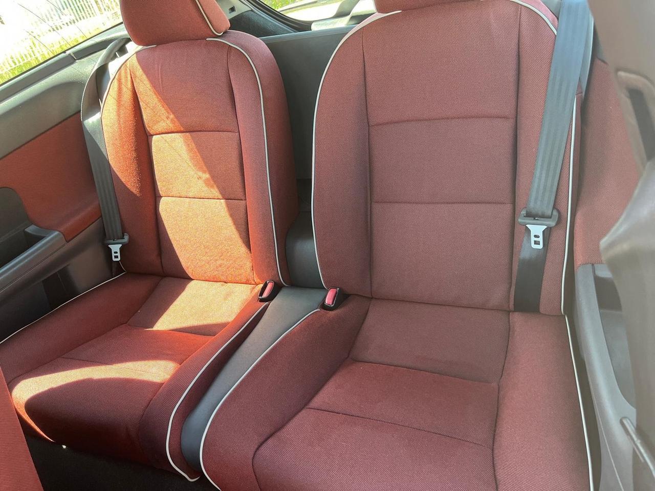 Volvo C30 1.6 Kinetic 142000 KM