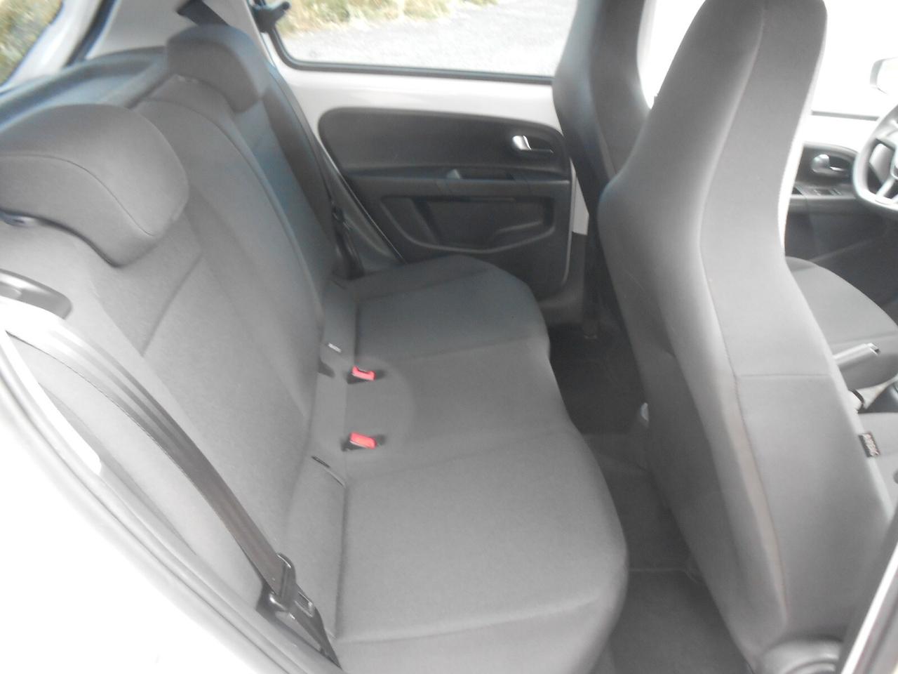 Volkswagen up! 1.0 75 CV 5p. high up!