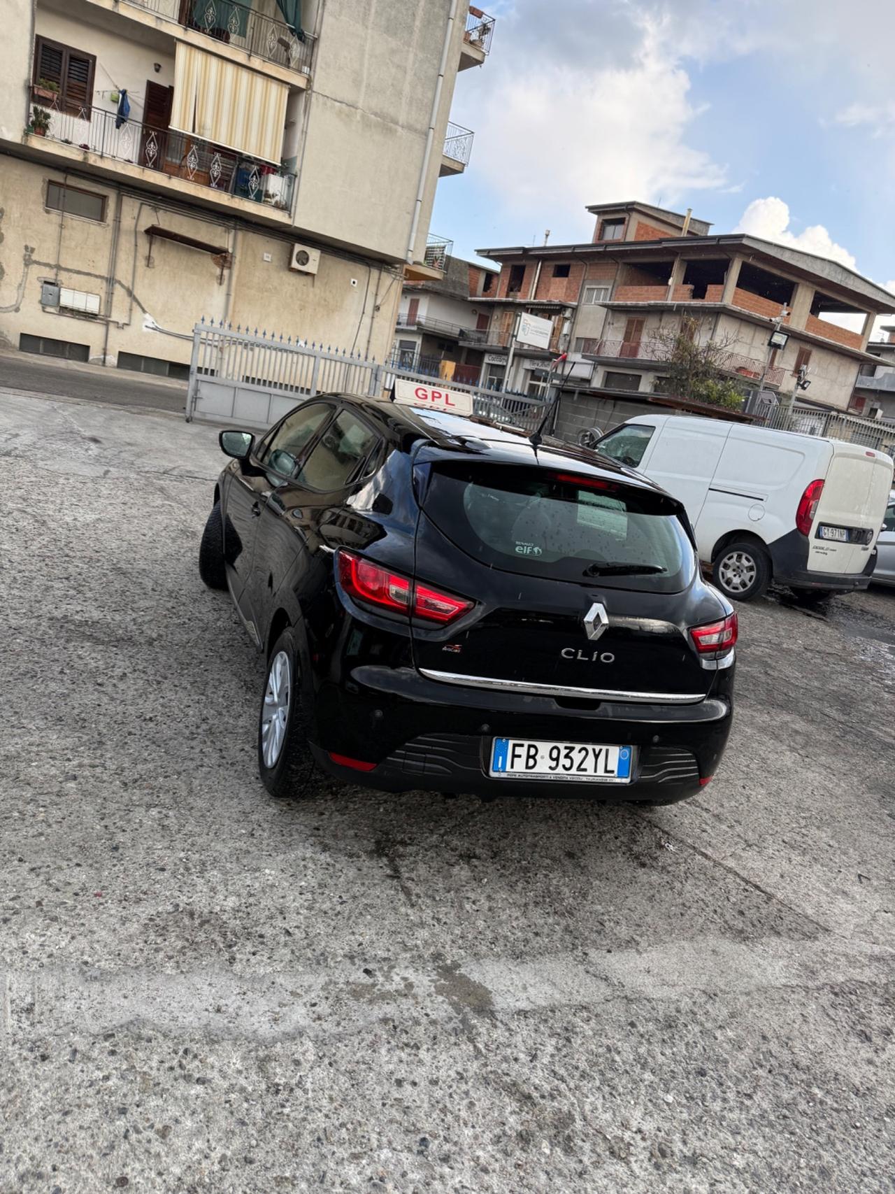 Renault Clio 1.2 75CV GPL 5 porte Van