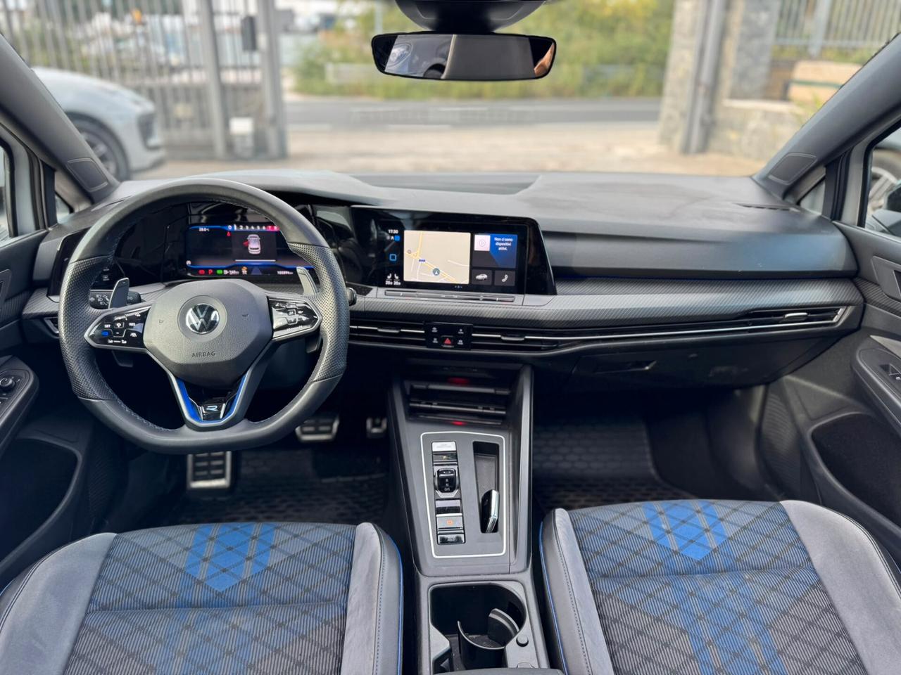 Volkswagen Golf 2.0 TSI R DSG 4Motion 20 years