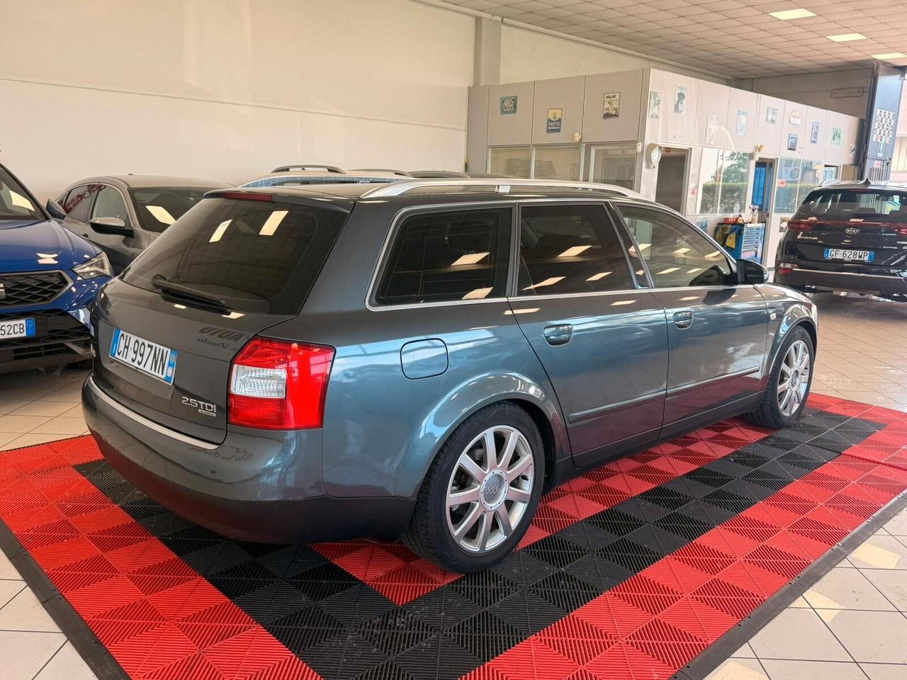 Audi A4 2.5 V6 TDI/180 CV quattro scritta ASI