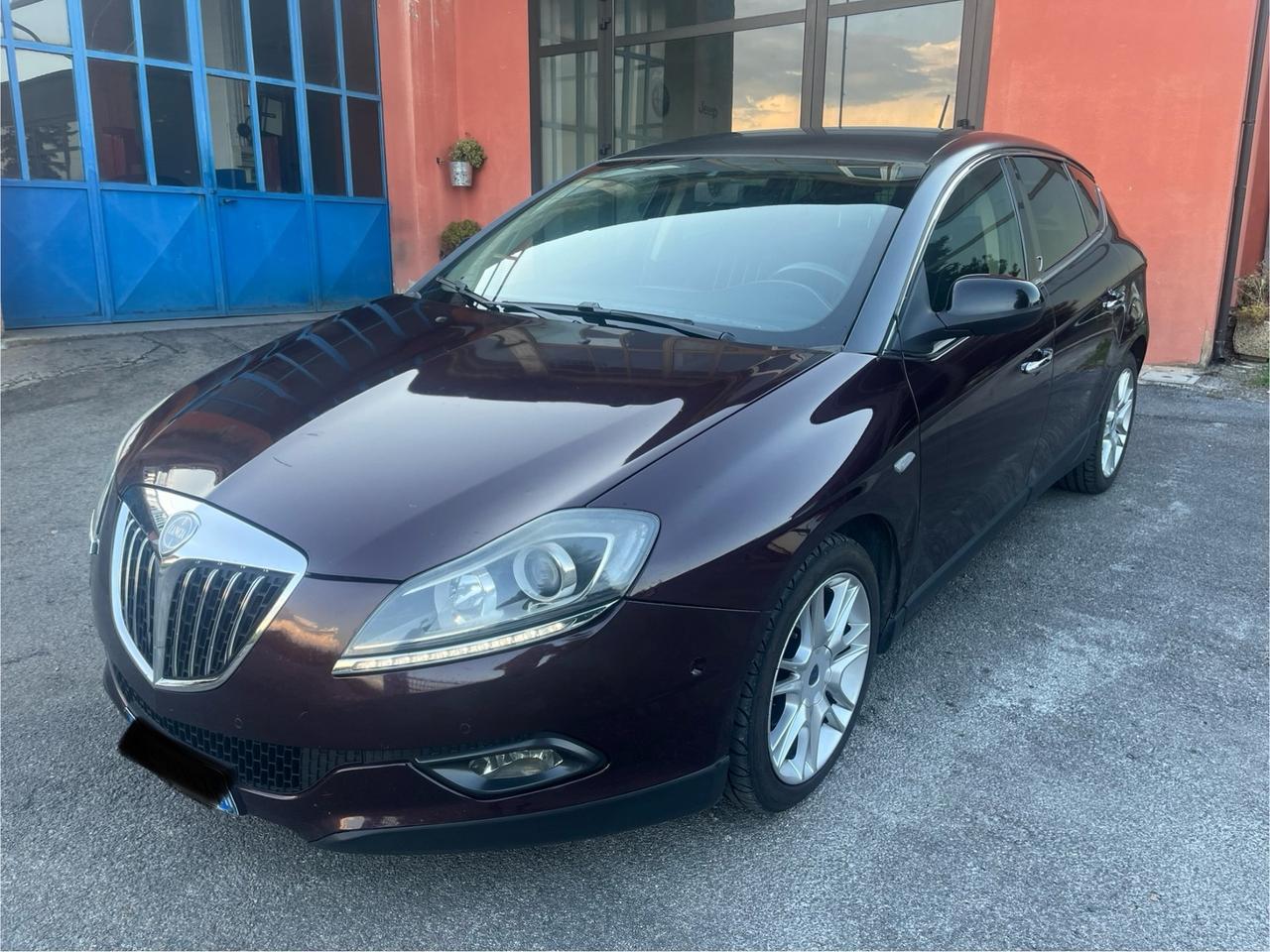 Lancia Delta 1.6 MJT DPF Platino-Km219000-