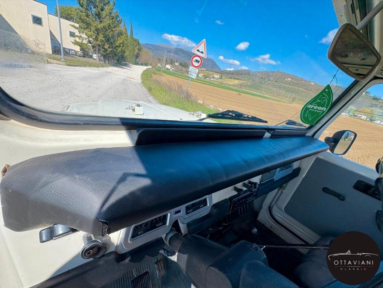 Toyota Land Cruiser BJ40 Trasformabile con centina