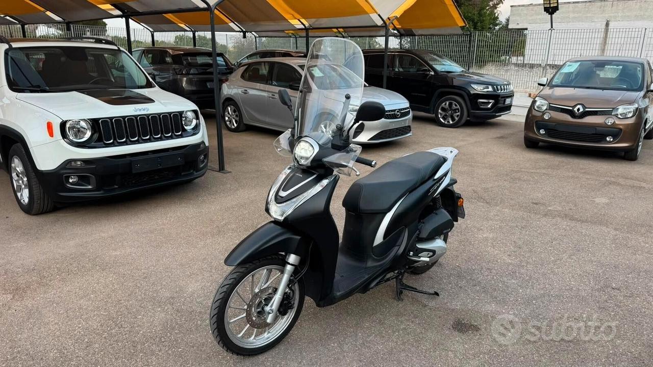 Honda SH 125 mode 2025 6.000km
