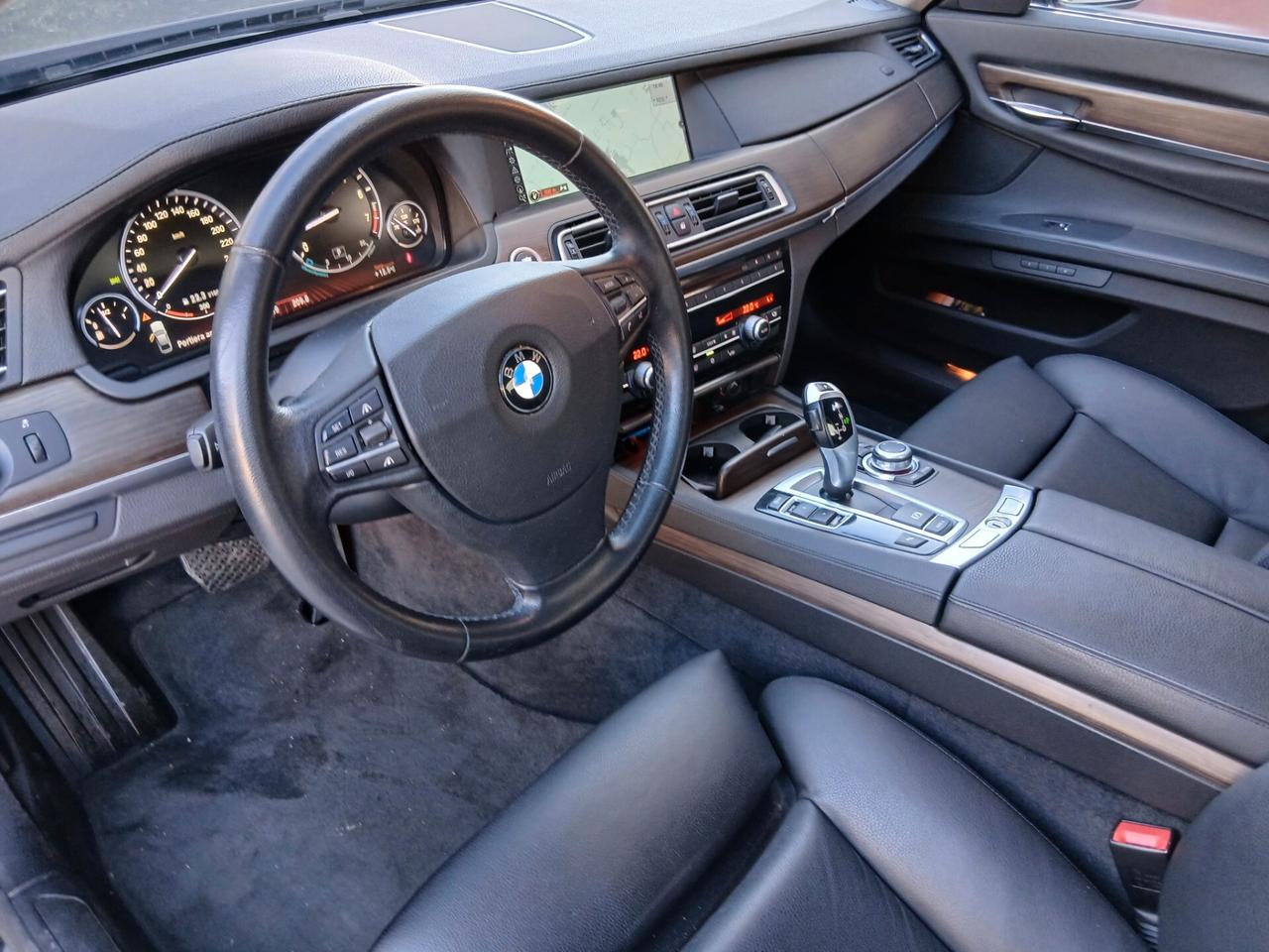 Bmw 750 750i Eccelsa solo 44000 km unico proprietario