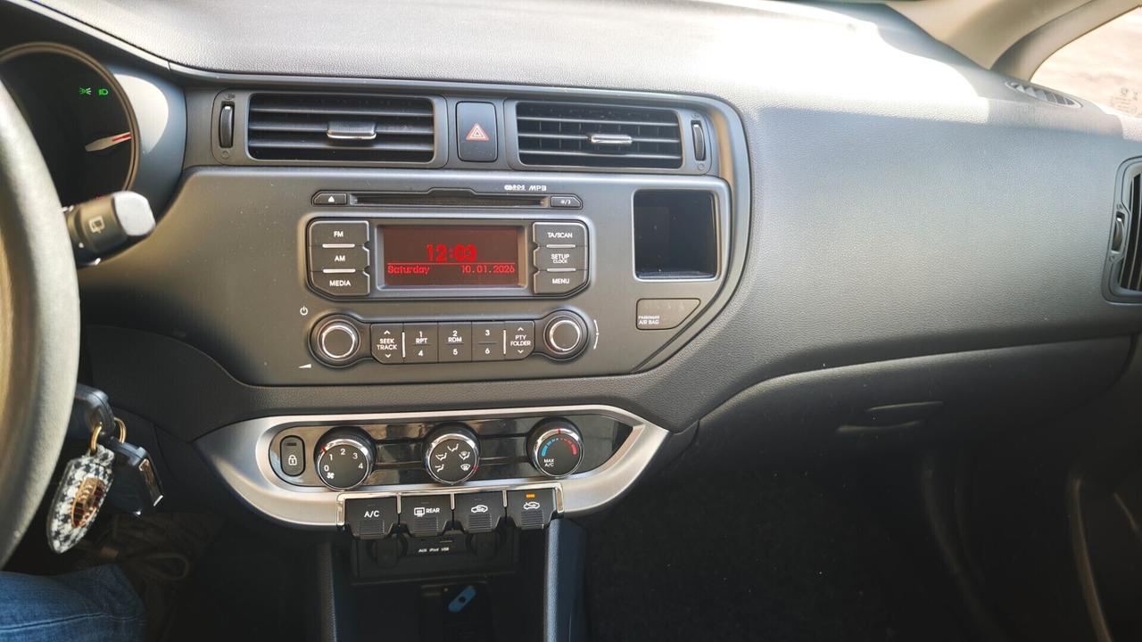 Kia Rio 1.4 CRDi 5p. Cool diesel 90cv