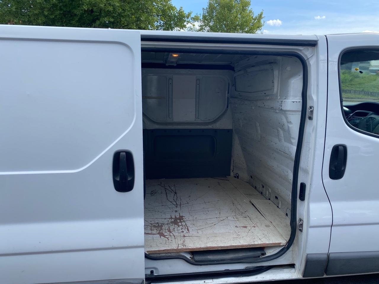Renault trafic