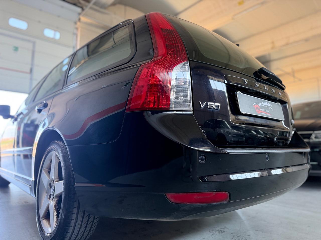 Volvo V50 D2 POLAR NEOPATENTATI