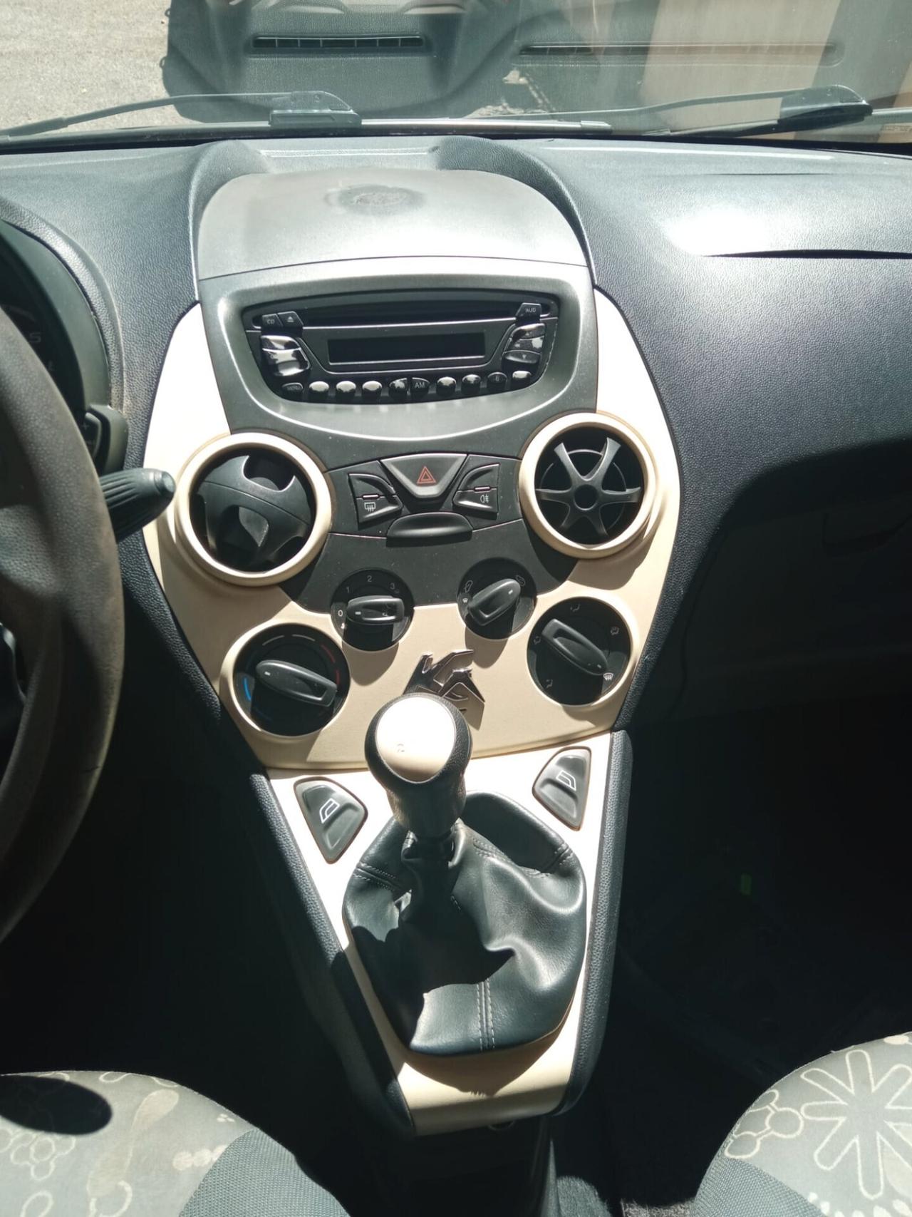 Ford Ka Ka+ 1.2 8V 69CV Titanium