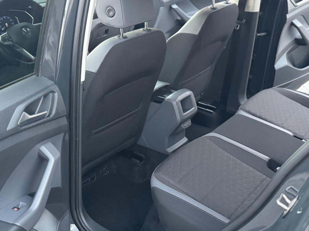 Volkswagen T-Cross 1.6 TDI SCR Style Neopatentati !