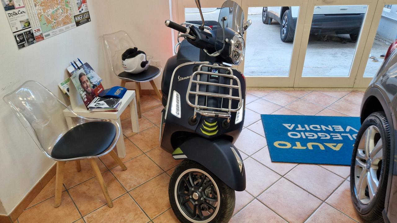 Piaggio Vespa 310 Gts super
