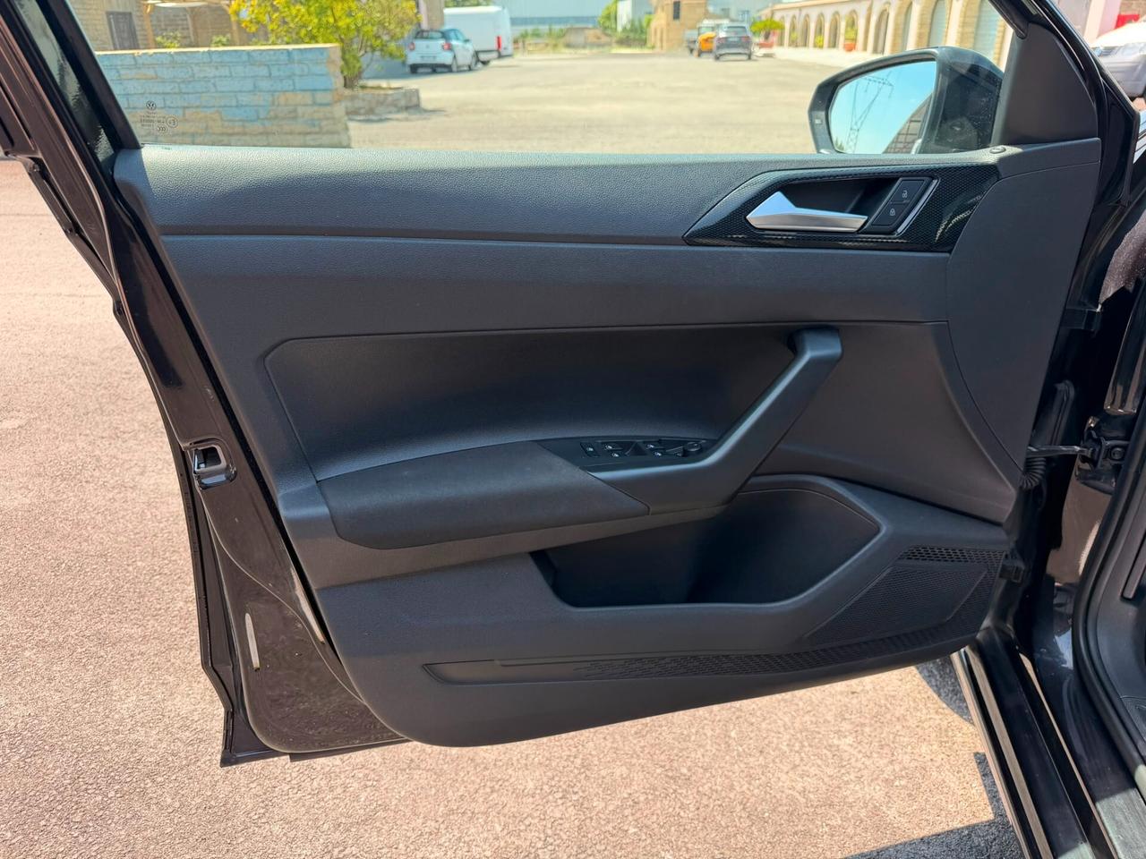 Volkswagen Polo 1.0 tsi Style 95cv dsg Unipro