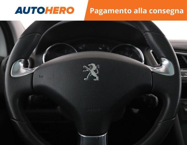 PEUGEOT 5008 BlueHDi 120 S&S Allure