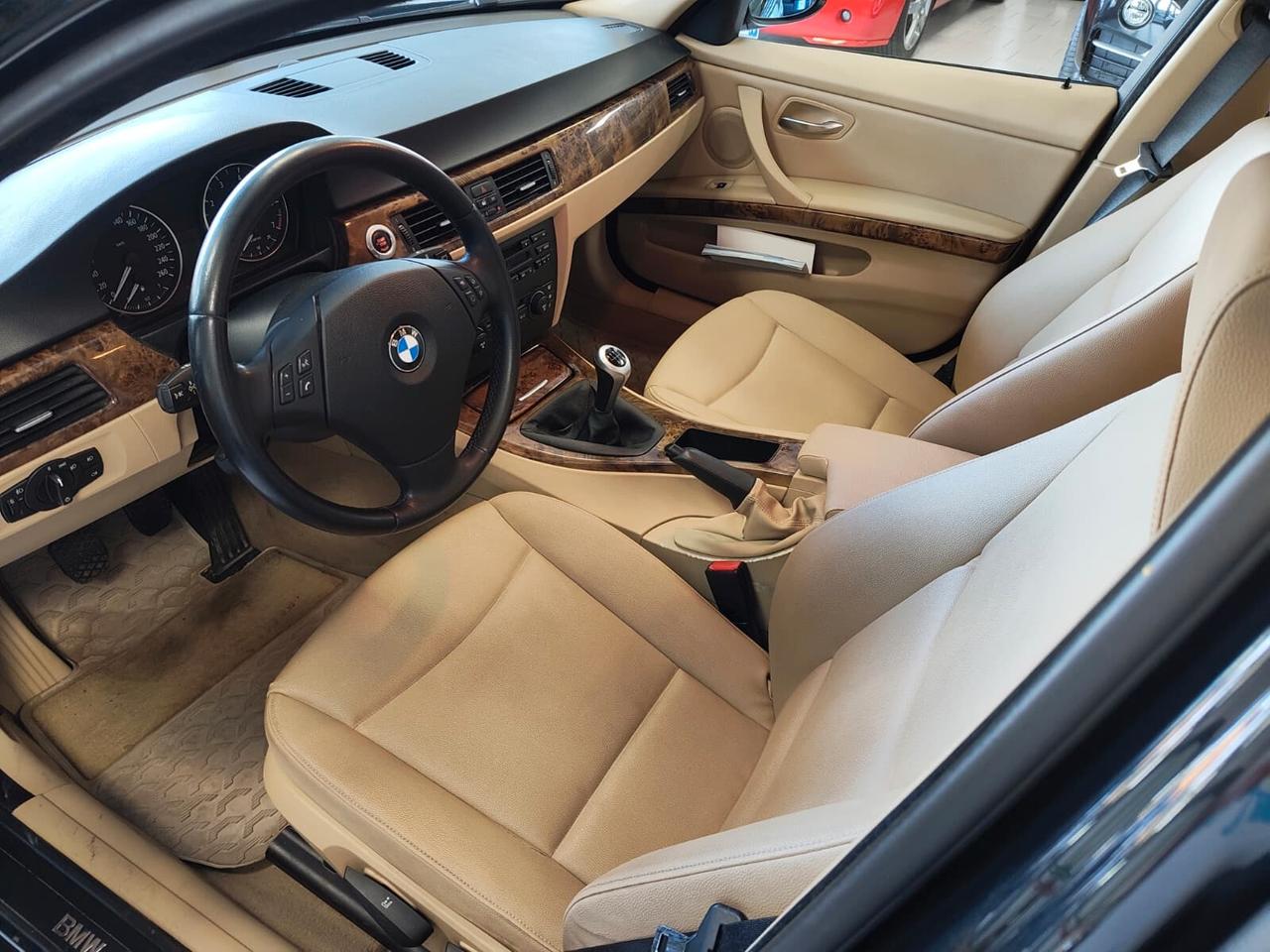 Bmw 320i BENZINA