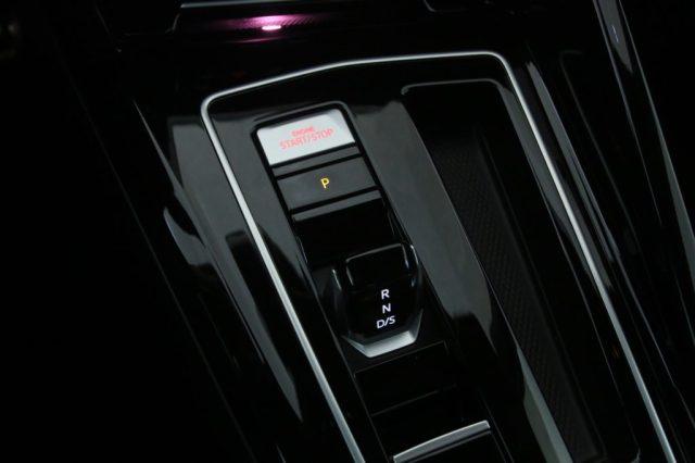 VOLKSWAGEN Golf GTI 2.0 TSI GTI DSG Black Style plus