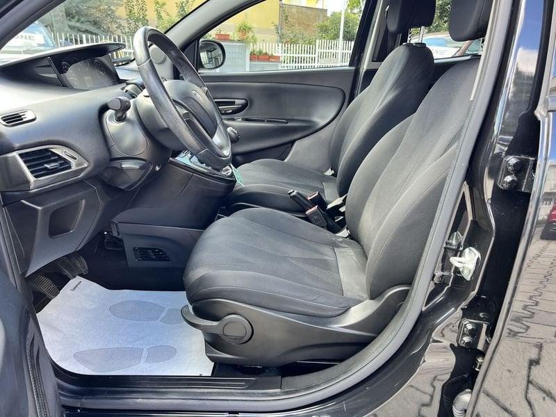Lancia Ypsilon Ypsilon 1.2 Platinum ecochic Gpl 69cv my19