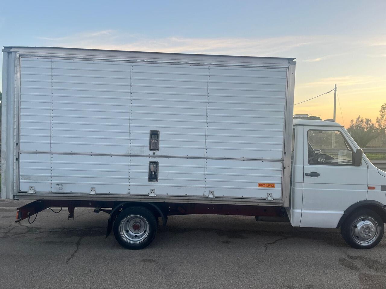 Iveco Daily 35-8 furgonatura cassa