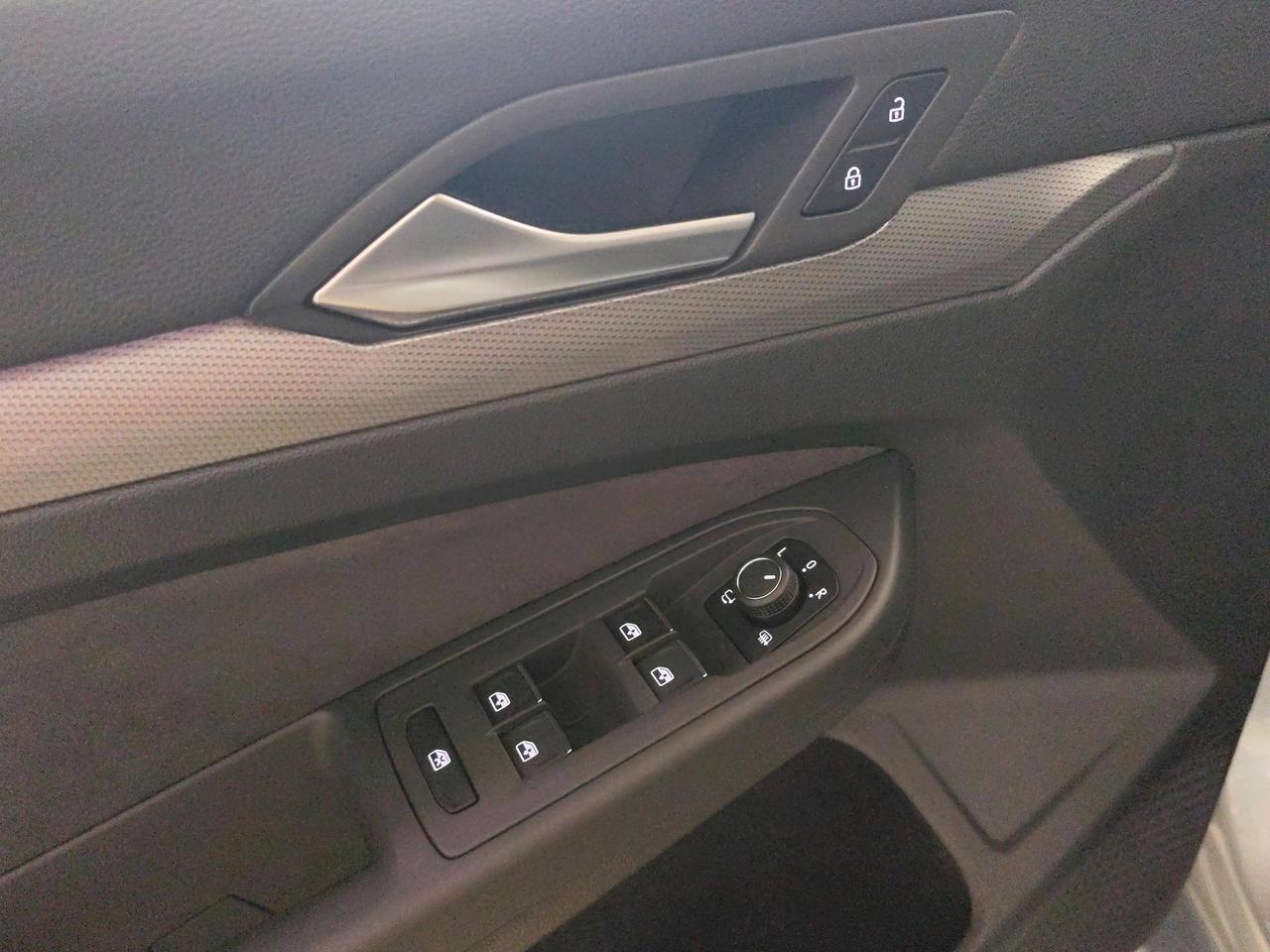 Volkswagen Golf 1.5 tsi style 150cv