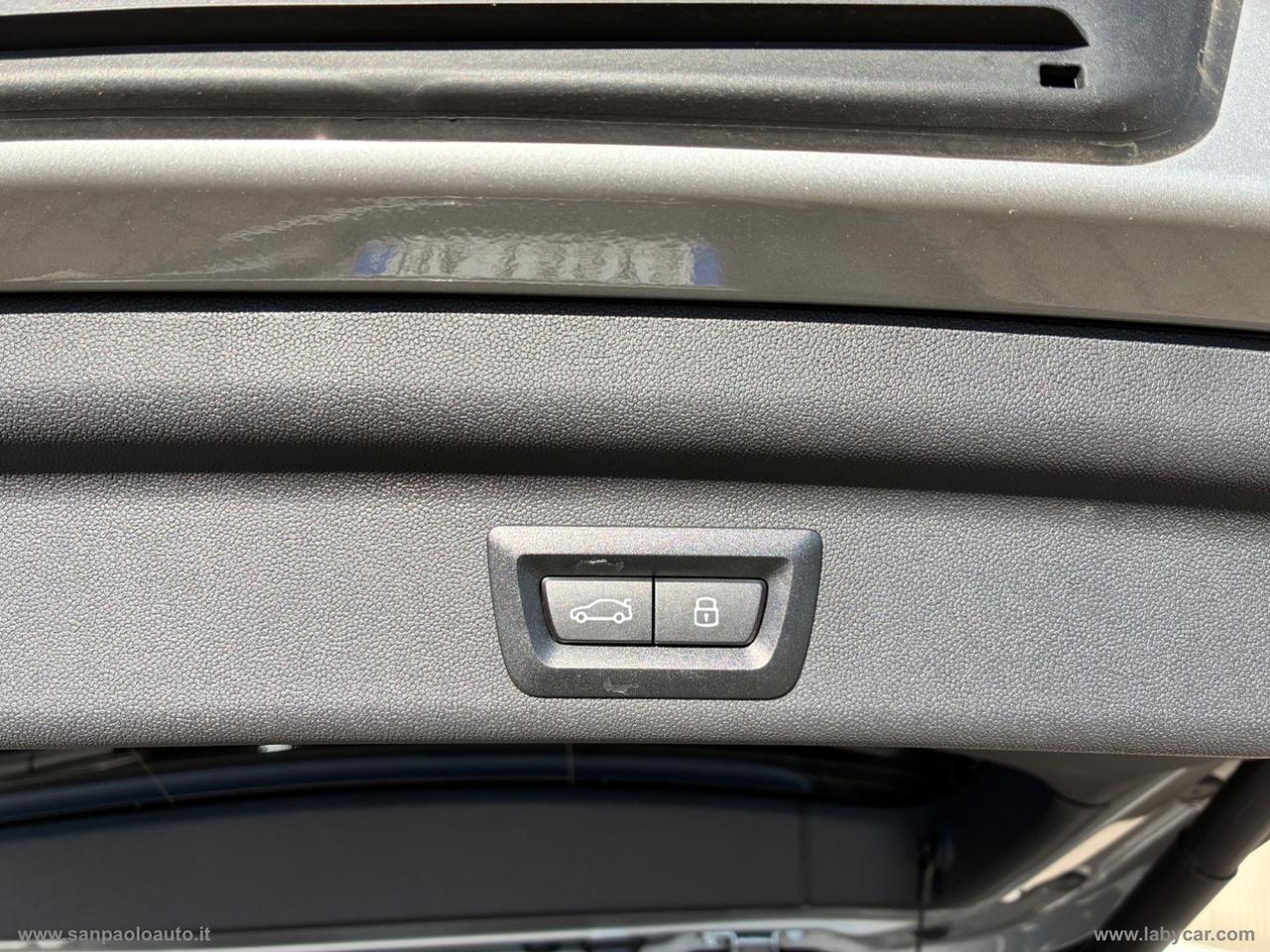 MINI Mini C Favoured Countryman