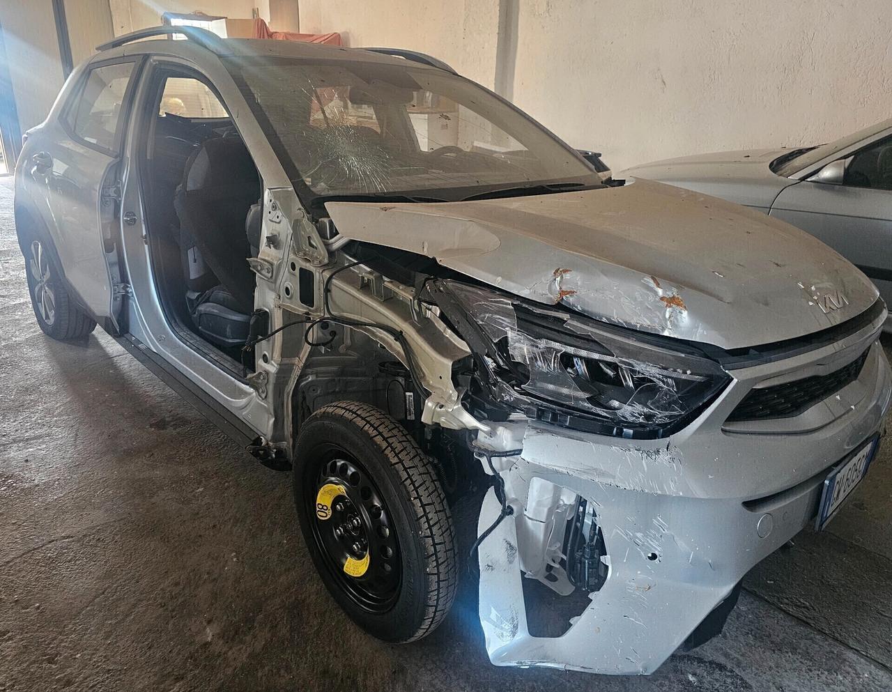 Kia Stonic 1.2 DPI Style solo 2000 km