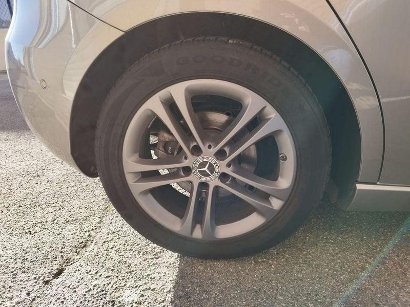 Mercedes-Benz Classe A A 180 d Automatic Premium