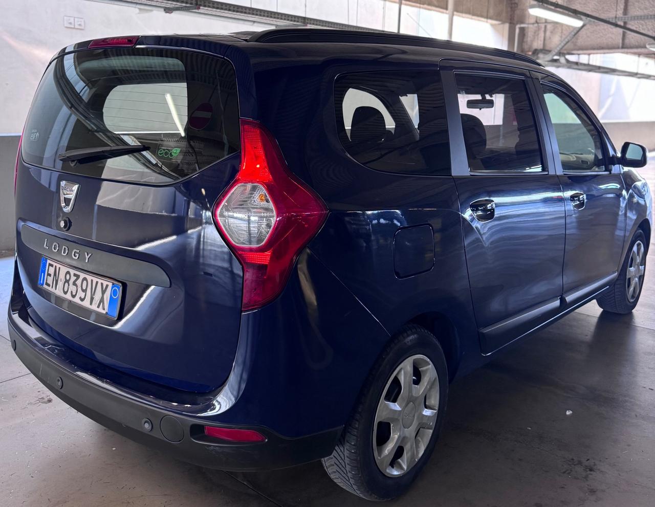 Dacia Lodgy 1.6 8V 85CV 5 posti Lauréate GPL