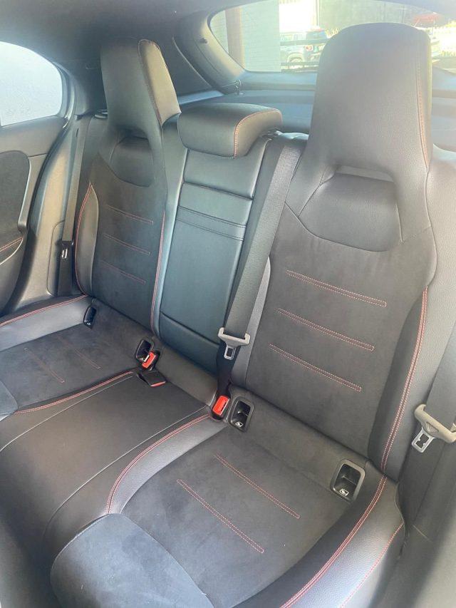 MERCEDES-BENZ A 180 A 180 4p. Premium