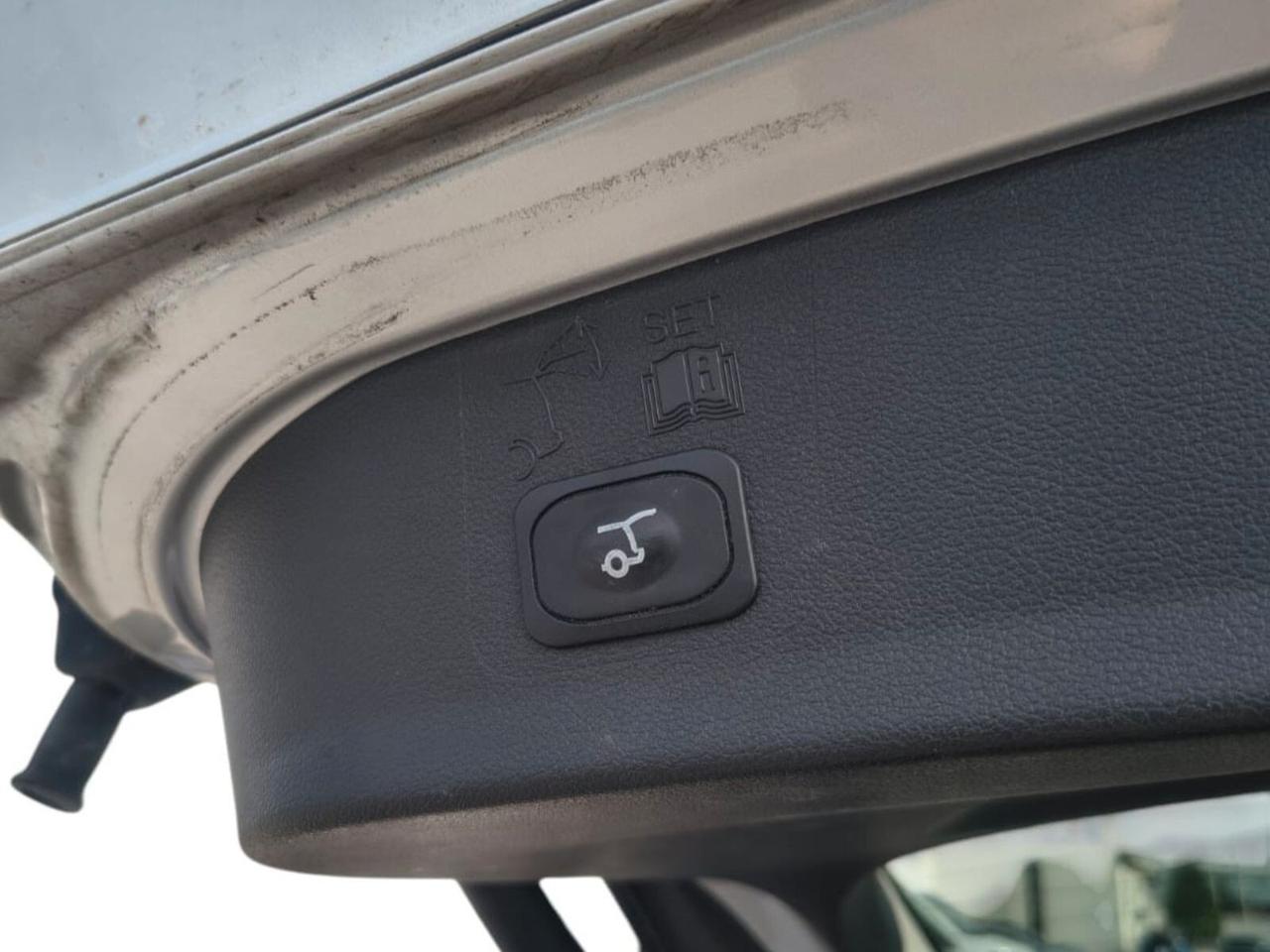 Ford Kuga 1.5 TDCI 120 CV S&S 2WD Titanium