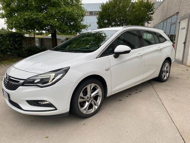 Opel Astra 1.6 CDTi 136CV aut. Sports Tourer Innovation