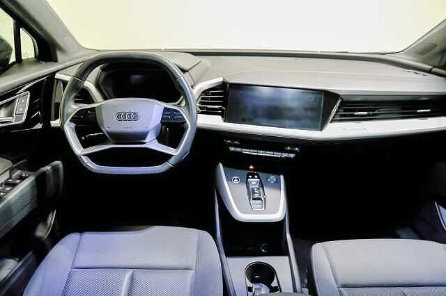 Audi Q4 e-tron 40 Business Advanced