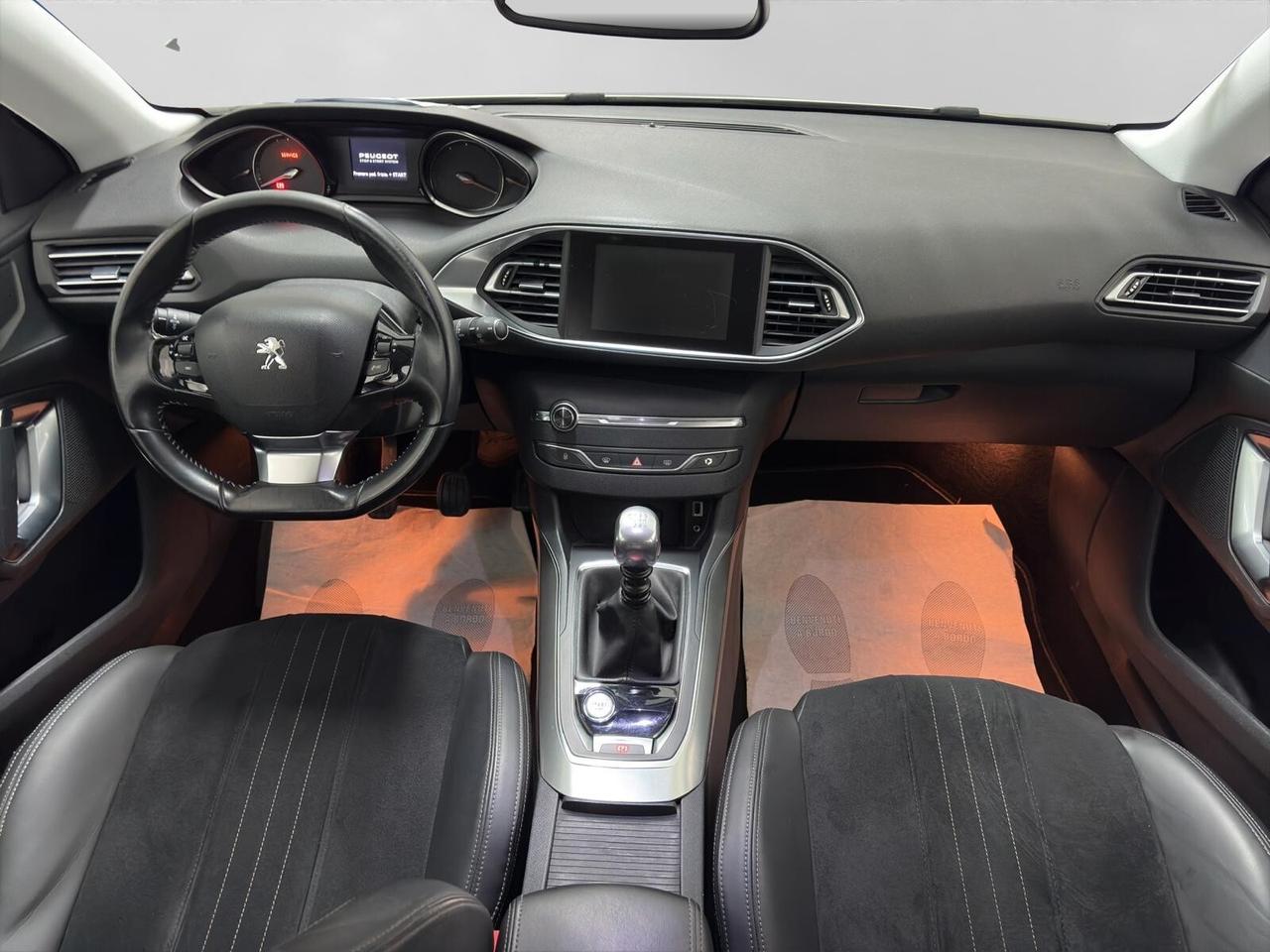 Peugeot 308 1.6 e-HDi 115cv Allure