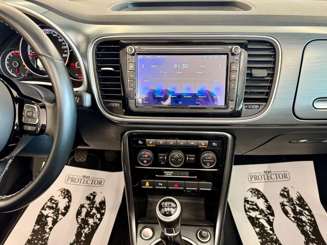 Volkswagen Maggiolino Cabrio DENIM EDITION 29.000 KM