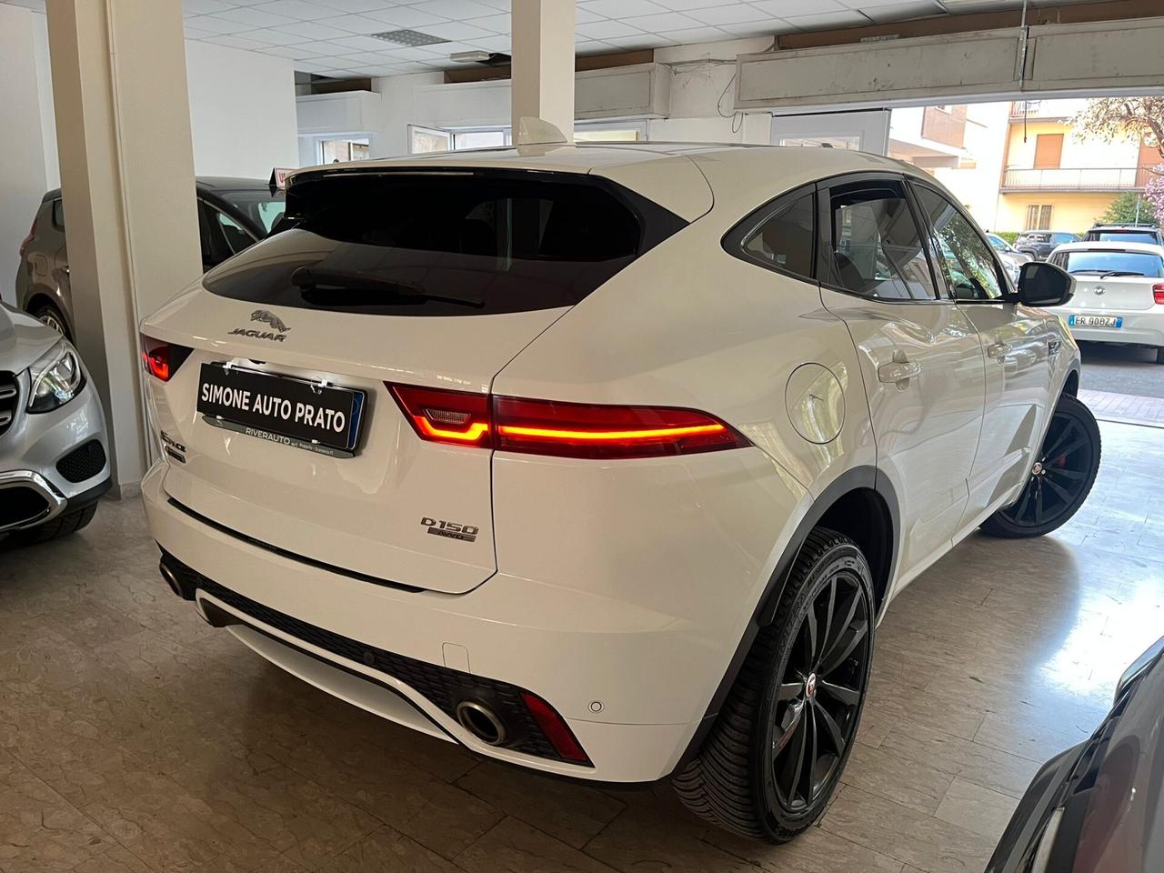 Jaguar E-Pace 2.0D 150 CV AWD aut. R-Dynamic HSE