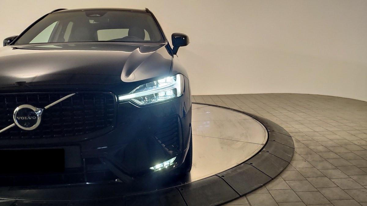 VOLVO Xc60 B5 Mild Hybrid Awd Automatico Plus Dark