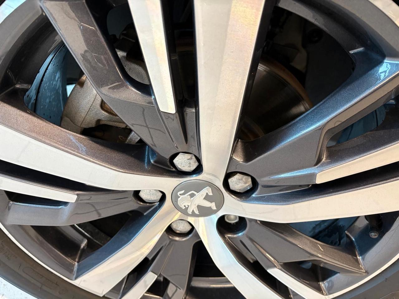 Peugeot 3008 ALLURE PACK BlueHDi 130 6mt SPOTICAR