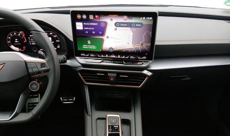 Cupra Leon Leon Sportstourer 1.5 Hybrid 150 CV DSG 18" Gancio Camera