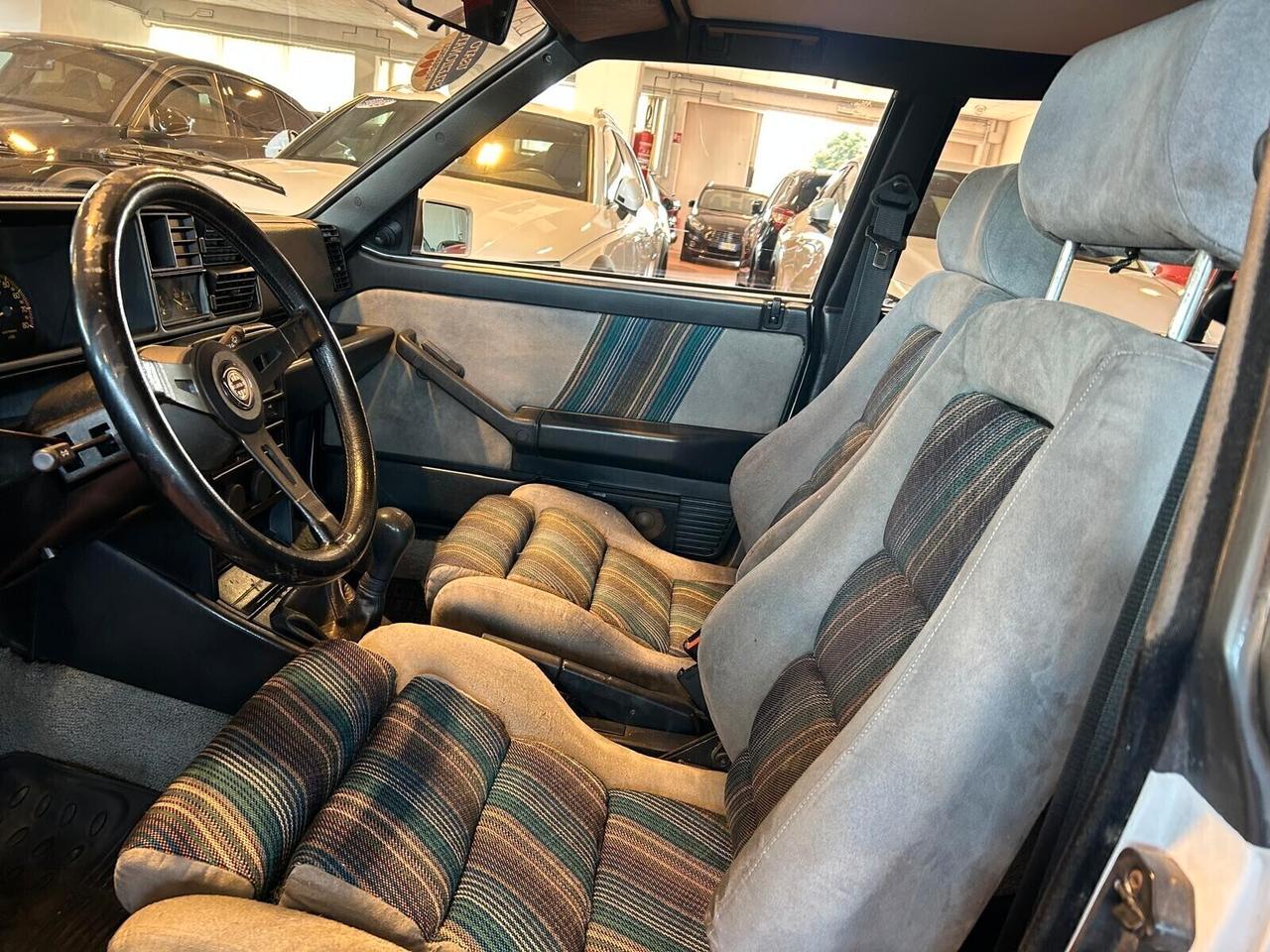 Lancia Delta 2.0i.e. turbo HF integrale UNICO PR.