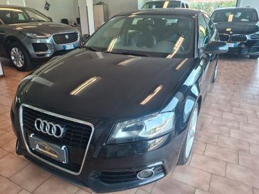 Audi A3 Sportback 1.6 tdi S LINE*NEOPATENTATI