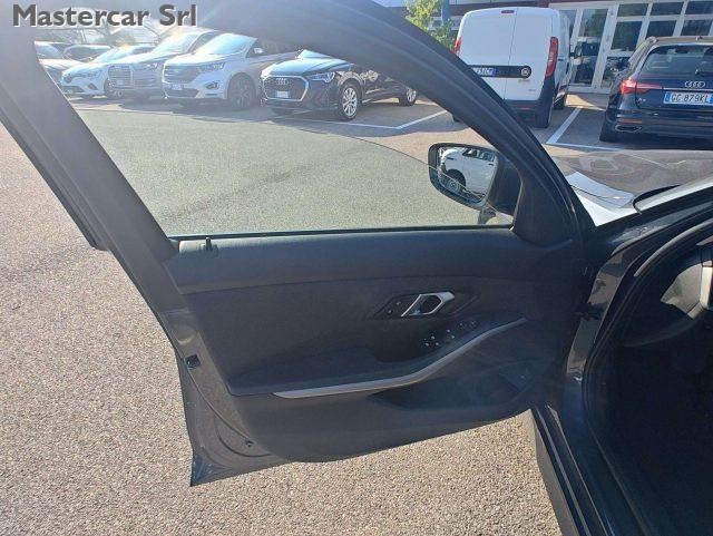 BMW 318 Serie 3 G21 2019 Touring 318d Touring Sport auto