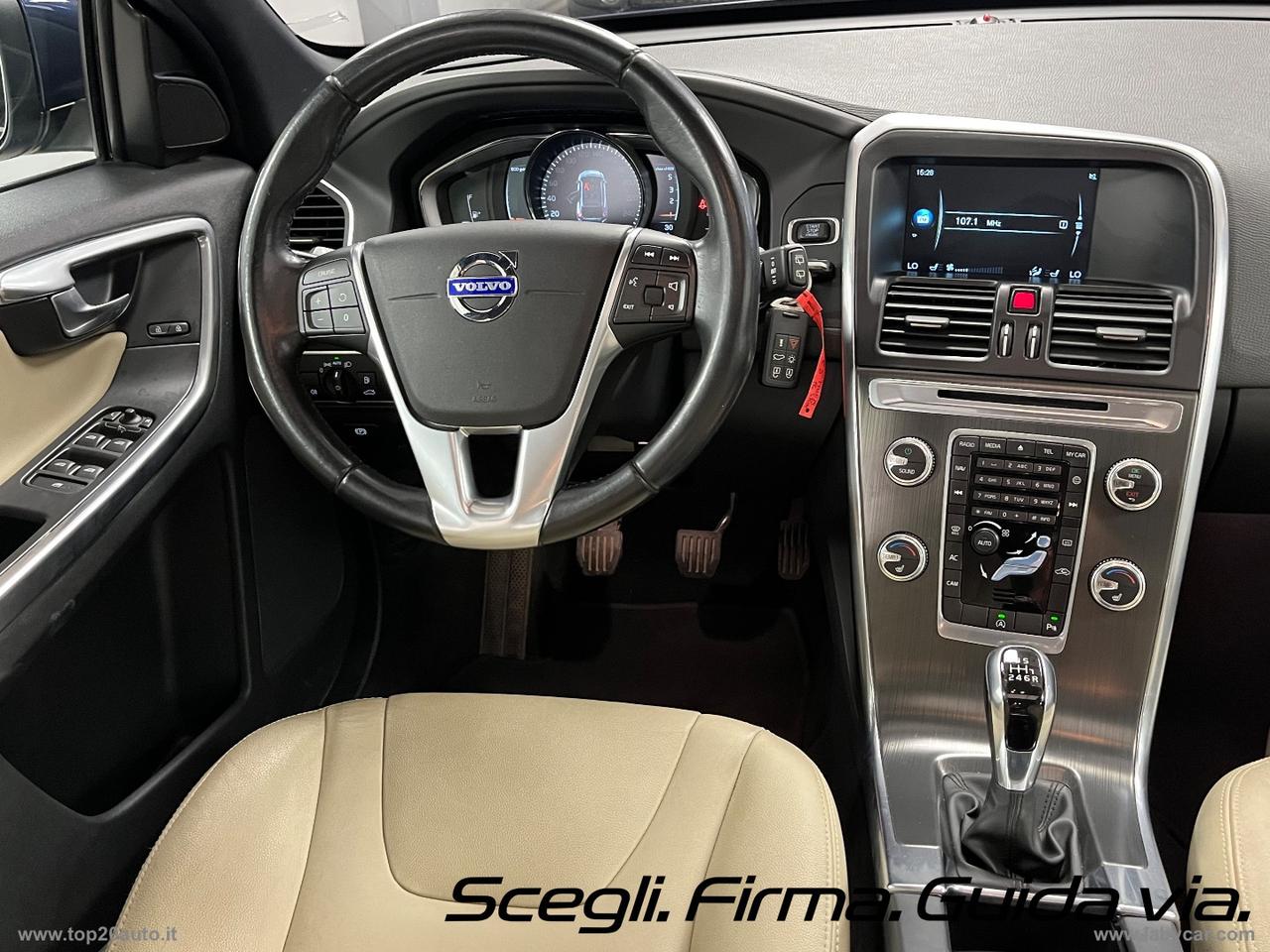 VOLVO XC60 D4 Summum|TETTO APRIBILE|PELLE|SEDILI RISC.