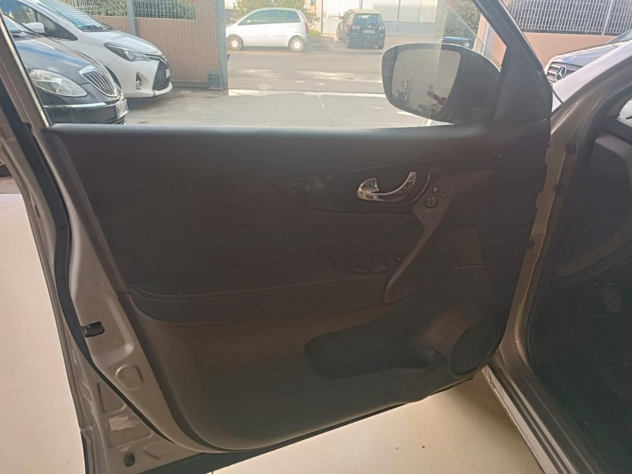 Nissan Qashqai 1.5 dCi Tekna