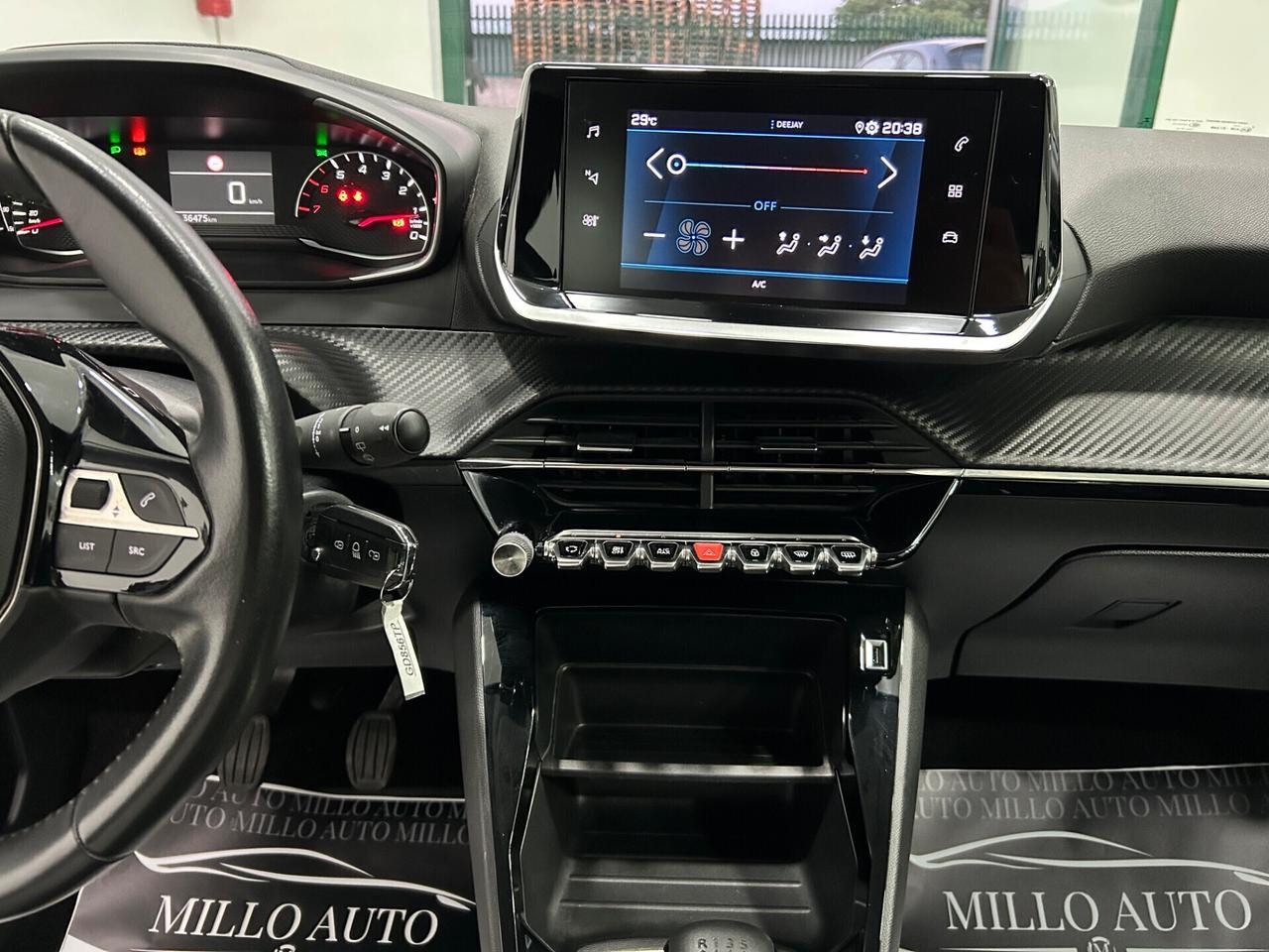 Peugeot 208 BlueHDi 1.5cc 100cv Allure 36.000KM