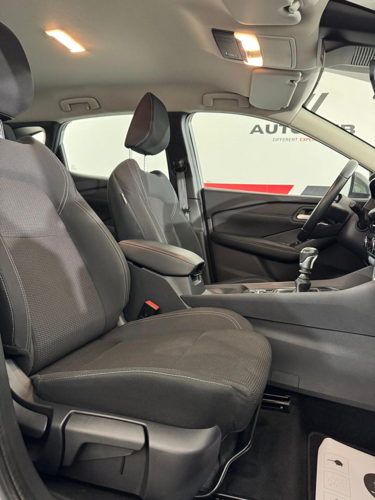 Qashqai MHEV 140 CV * TELECAMERA 360°, CRUISE ADATTIVO, RICARICA TELEFONO WIRELESS E MOLTO ALTRO