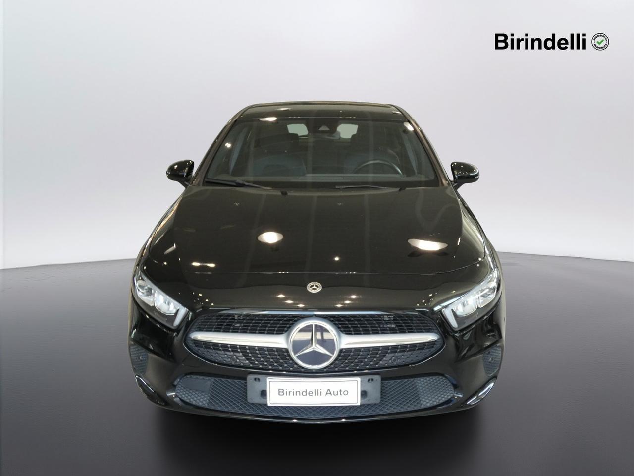 Mercedes-Benz Classe A (W177) - A 180 d Automatic Business