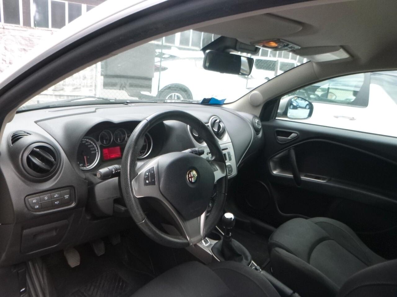 Alfa Romeo MiTo 1.3 JTDm-2 95 CV S&S Distinctive