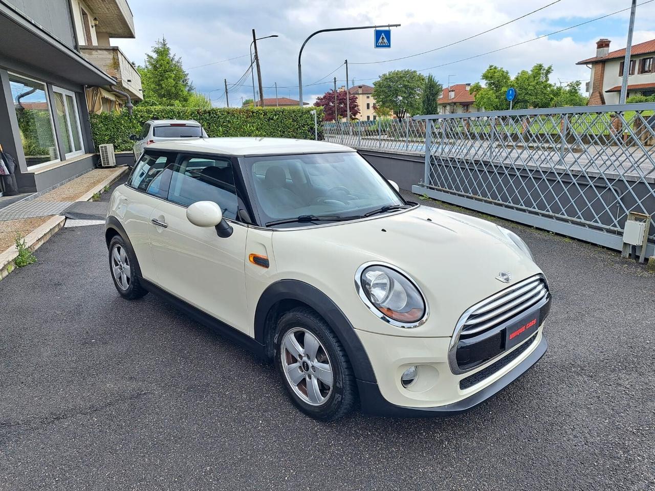 Mini 1.5 One D Business