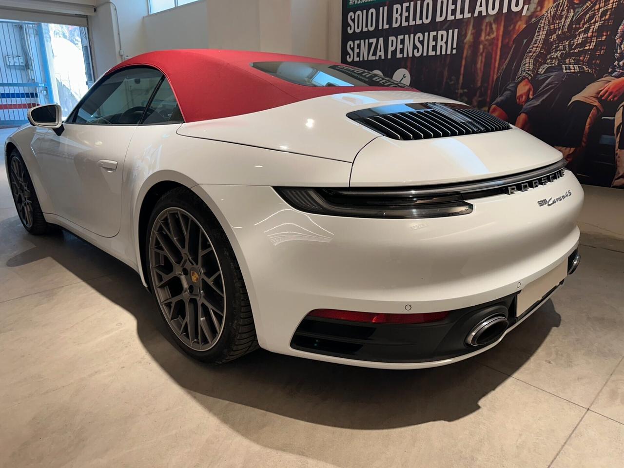 Porsche 911 Carrera 4S Cabriolet