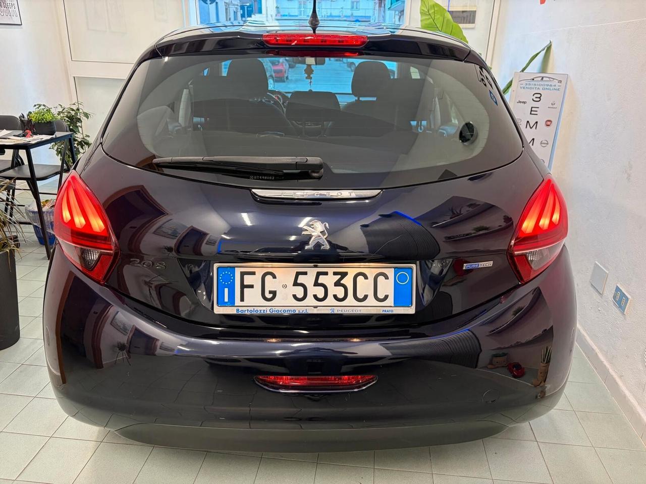 Peugeot 208 PureTech 82 5p. GPL Allure 74.900KM