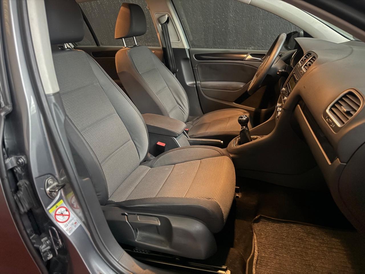 Volkswagen Golf 1.6 TDI DPF 5p. Comf. BlueM. Tech.