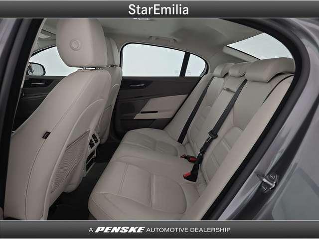 Jaguar XE XE 2.0 D Turbo 180 CV AWD aut. Prestige Business